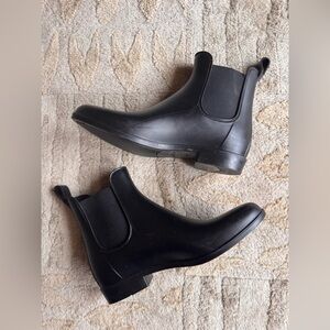 J Crew Mercantile Black Chelsea Waterproof Boots Women’s 9